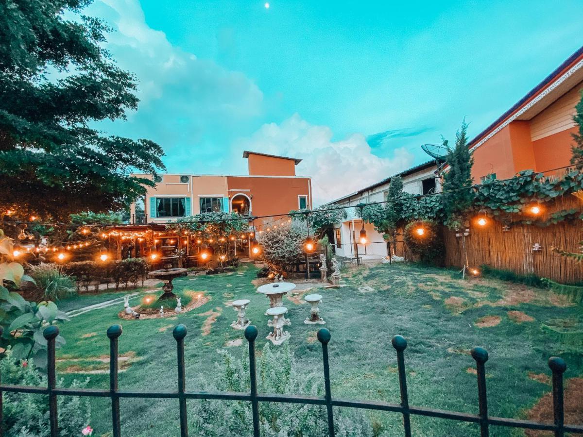 The Castello Resort Koh Larn Exterior foto