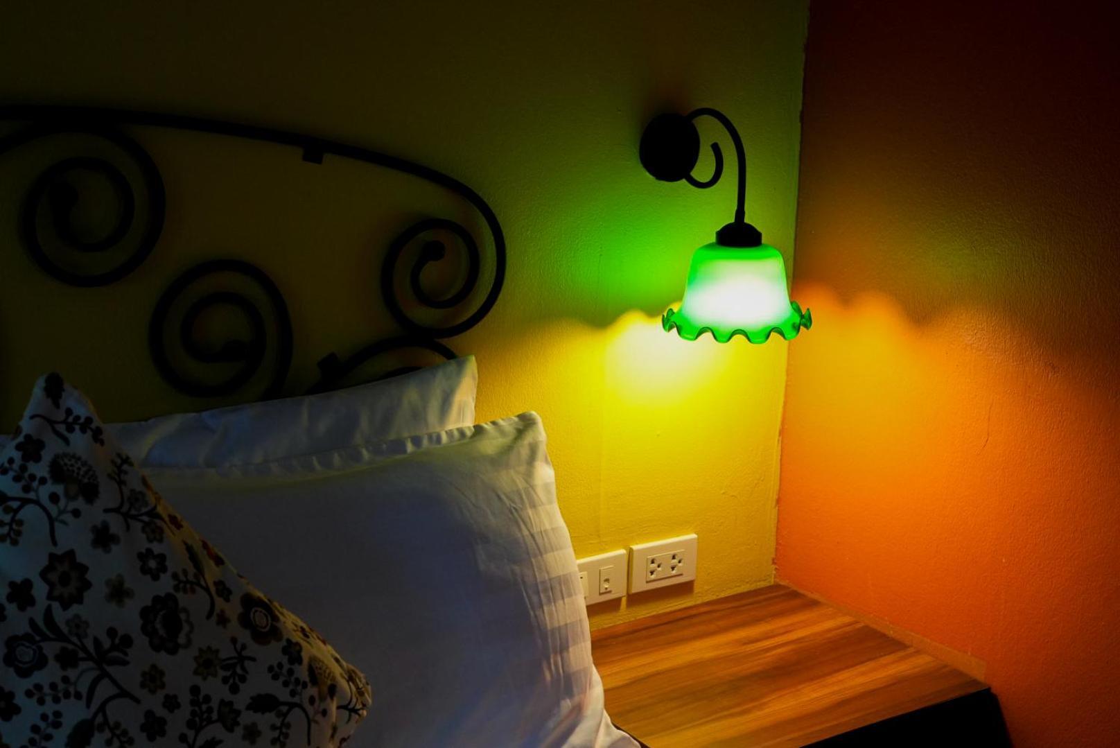 The Castello Resort Koh Larn Zimmer foto