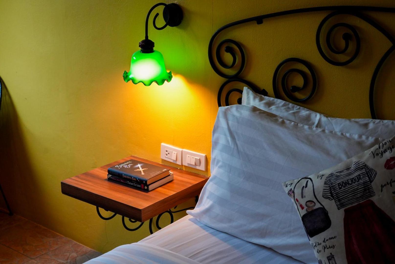 The Castello Resort Koh Larn Zimmer foto