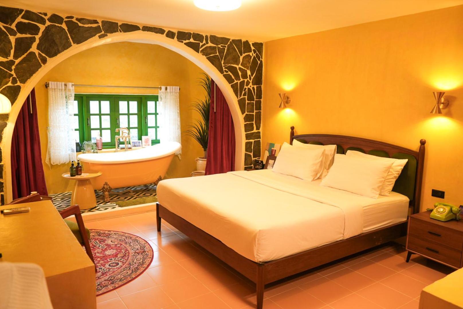 The Castello Resort Koh Larn Exterior foto
